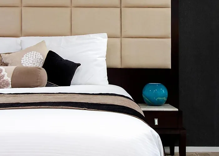 VR Queen Street Hotel&Suites