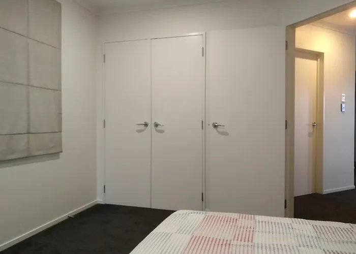 Stay Auckland